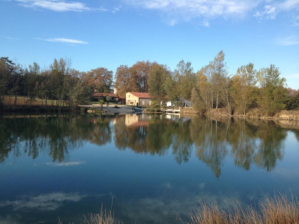 CaramanLe Lac De Crivito住宿加早餐旅馆 外观 照片